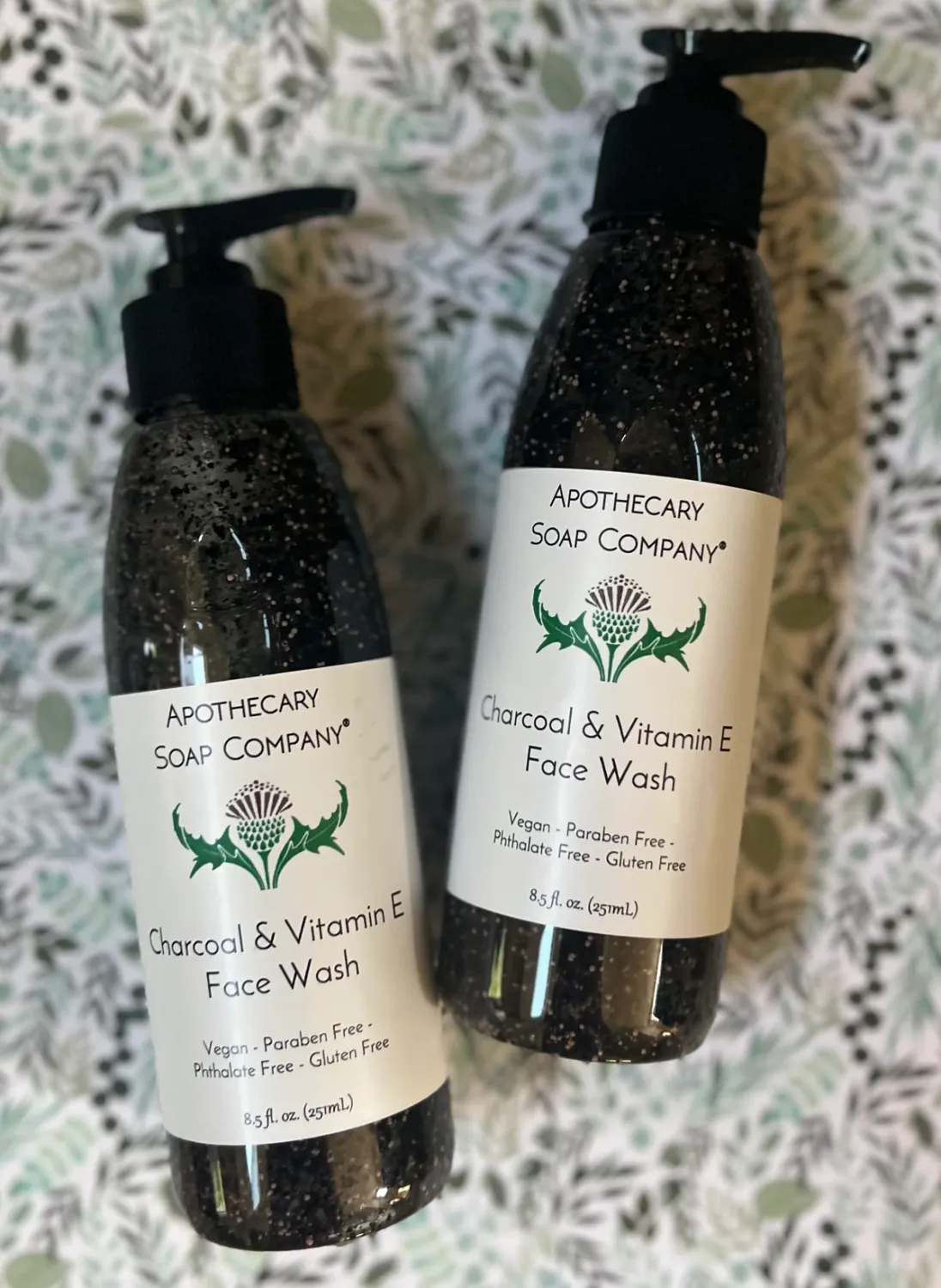 Face/Skincare - Charcoal &amp; Vitamin E Facewash