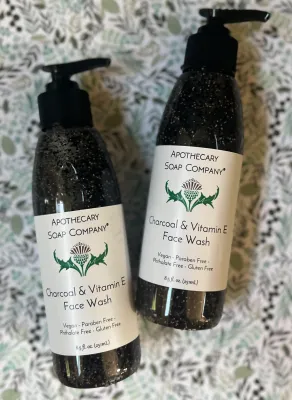 Face/Skincare - Charcoal &amp; Vitamin E Facewash