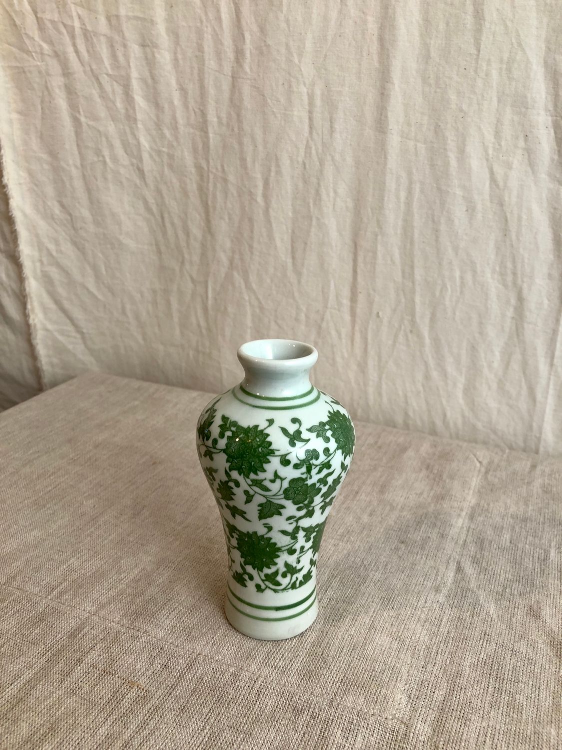 Ceramic Green &amp; White Vase 4.5"