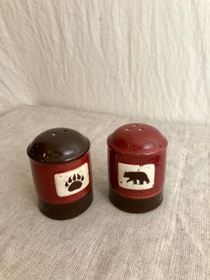 Bear Design Salt &amp; Pepper Shakers