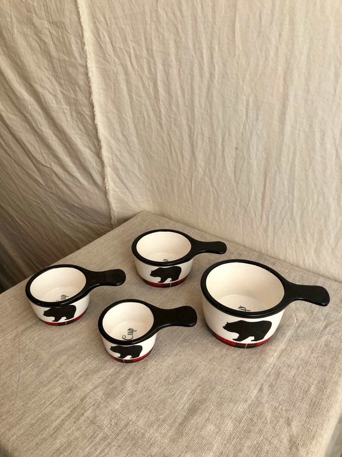 S/4 Cabin Plaid Measuring Cups