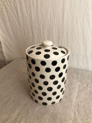 Black &amp; White Canister II