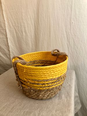 Basket w/Handle Sm Yellow