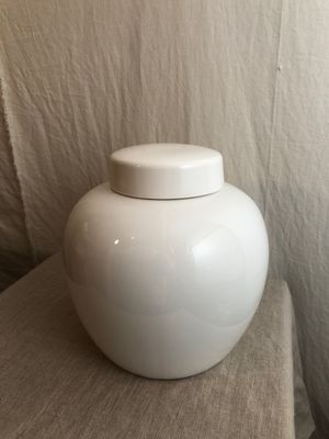 Koa Lidded White Ginger Jar