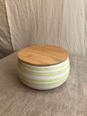 Stoneware Canister w/Bamboo Lid - Lime