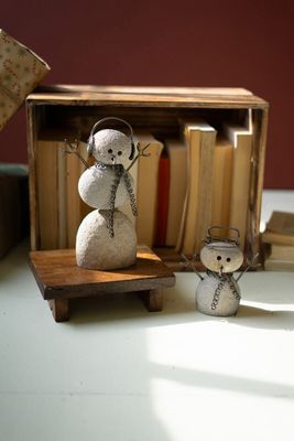 River Rock Snowmen Sm
