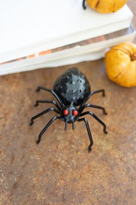 Painted Metal Halloween Spider Sm