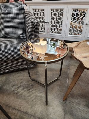 Metal Side Table w/Mirror Top Sm