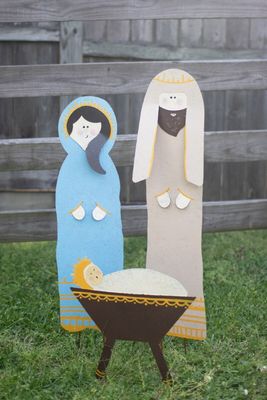 S/3 Painted Metal Nativity Yard Art