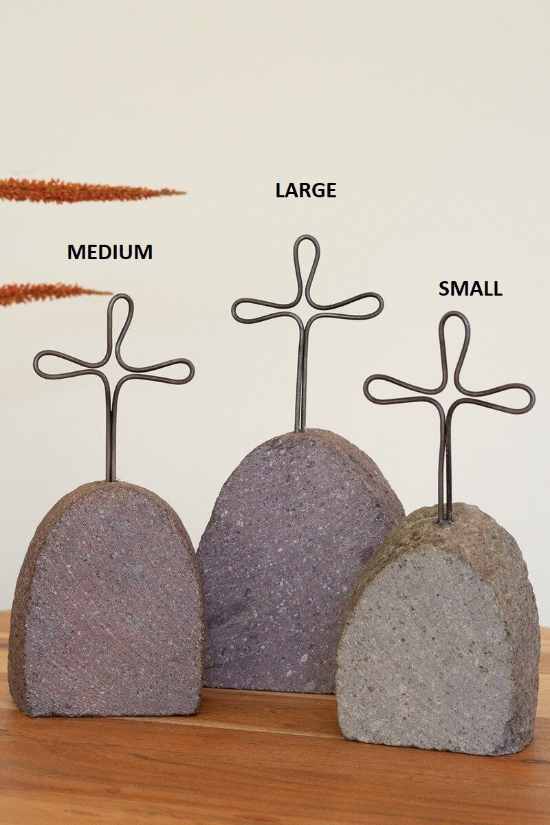 River Rock Headstone w/Wire Cross Sm