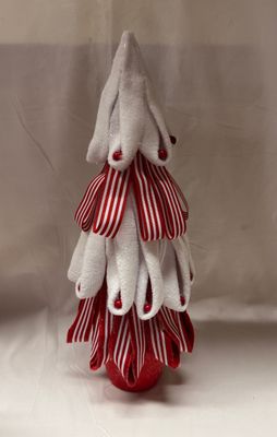 Foam Layered Red/White Tree Lg