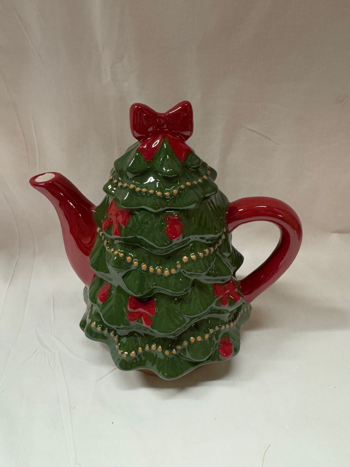 Bow Tree Tea Pot