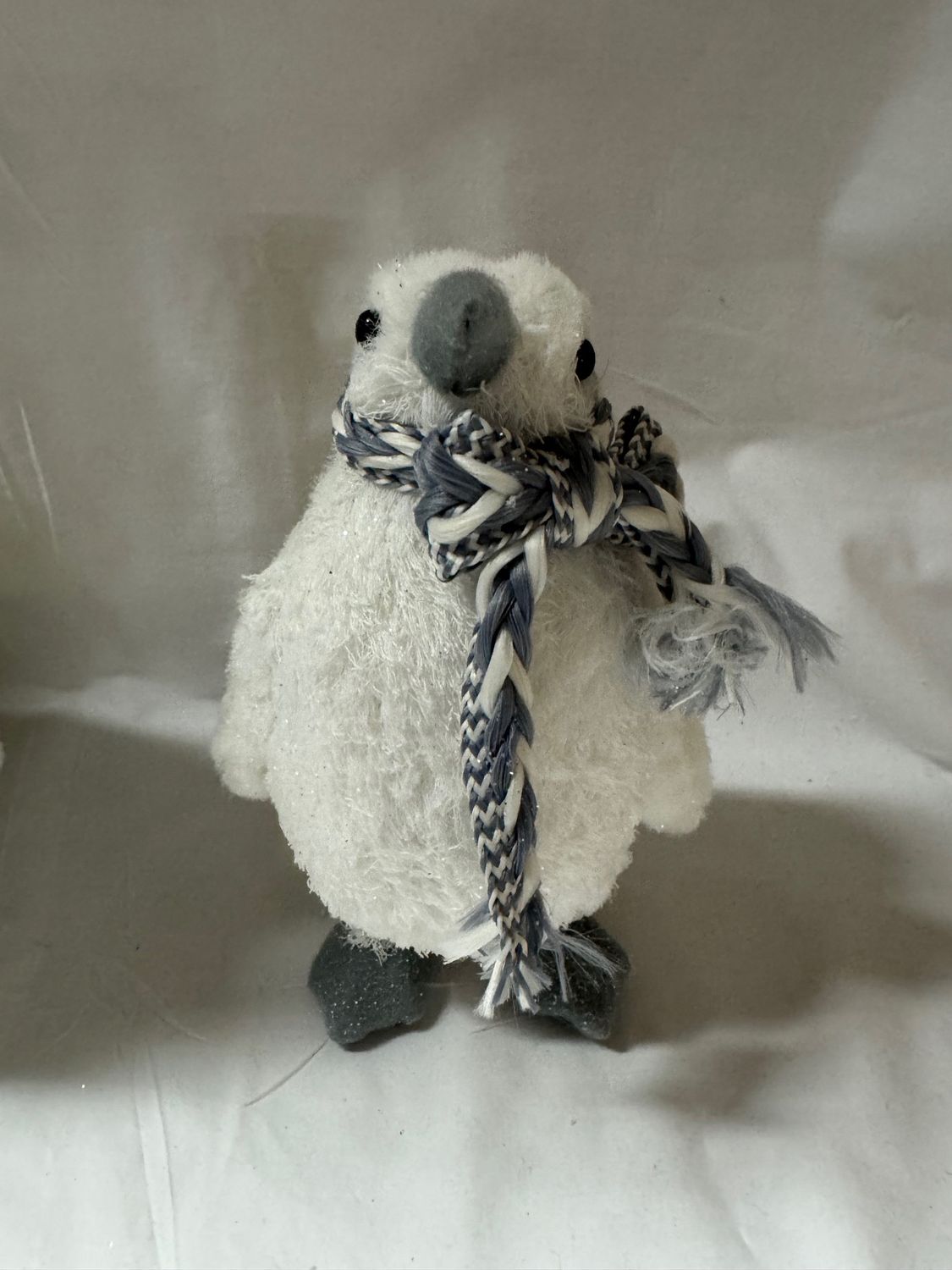 White/Gray Glitter Penguin Sm
