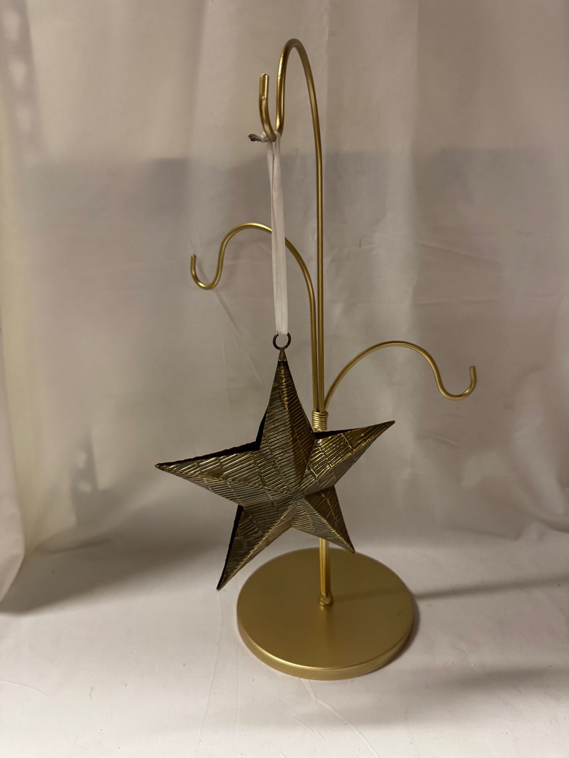 Iron Hanging Star Gold Sm
