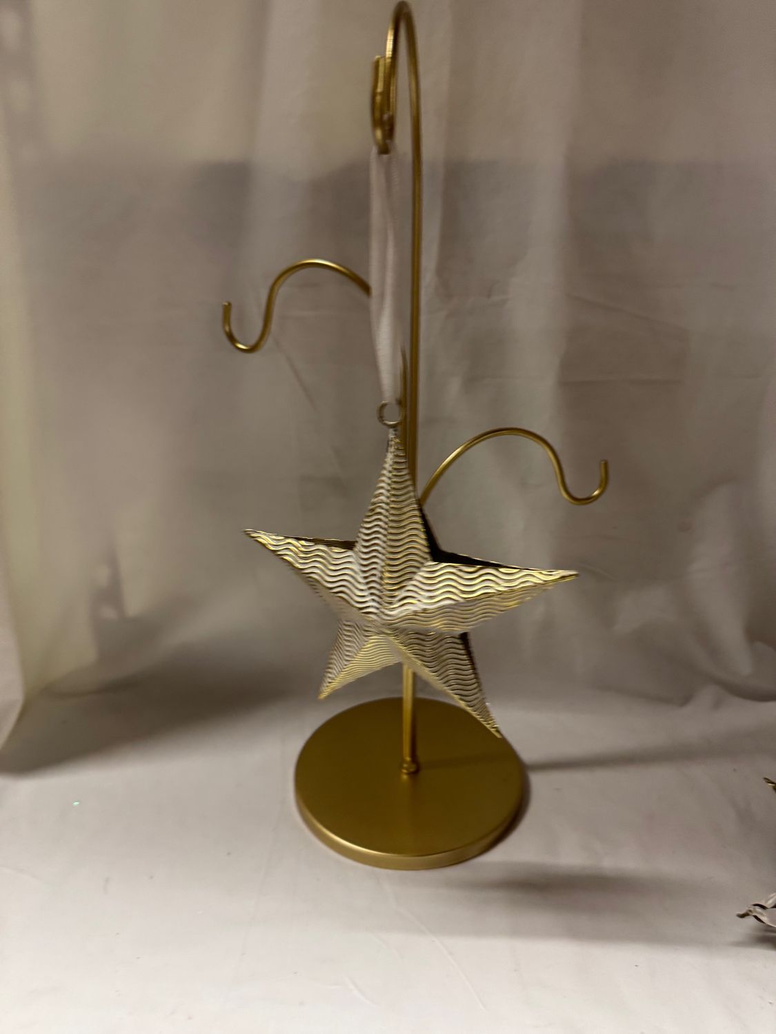 Iron Hanging Star Whitewash Sm