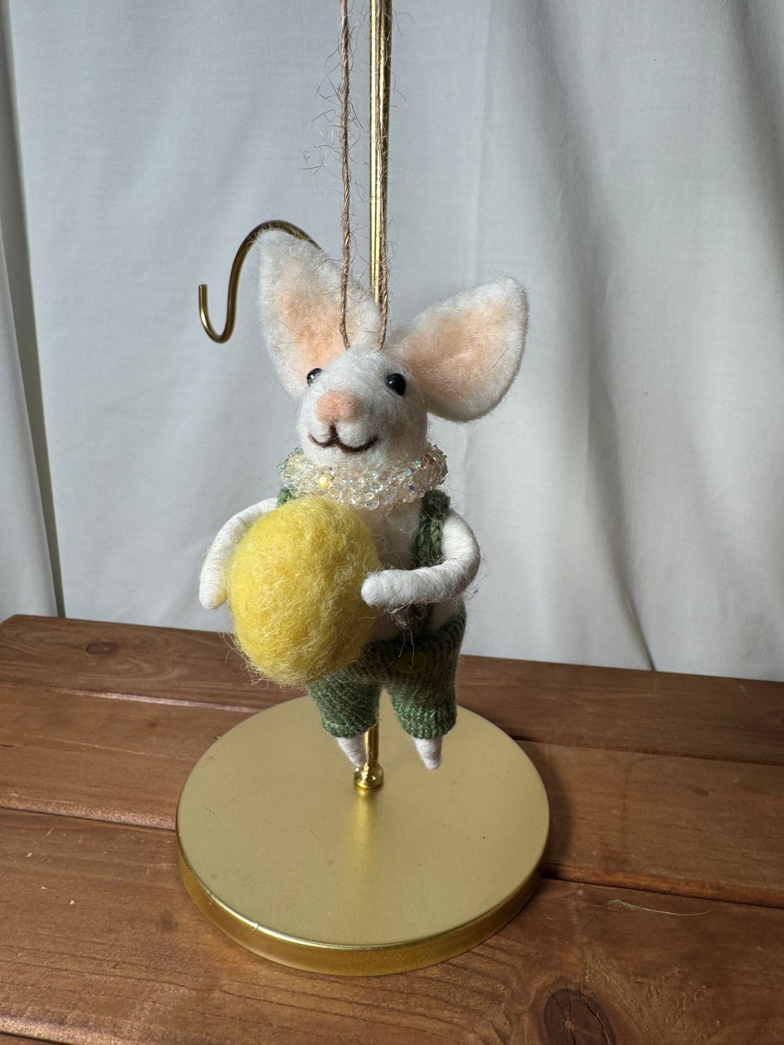 Felt Bunny w/Glitter Necklace Ornament Felt Bunny w/Glitter Necklace Ornament