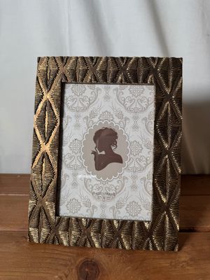 Bronze Diamond Resin Picture Frame 7&quot; x 9&quot;T