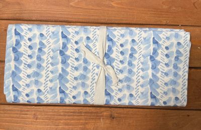 Light Blue &amp; White Runner 14&quot; x 72&quot;
