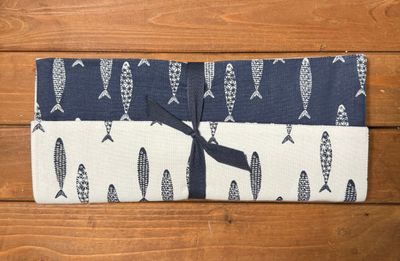 Navy &amp; White Fish Runner 14&quot; x 72&quot;