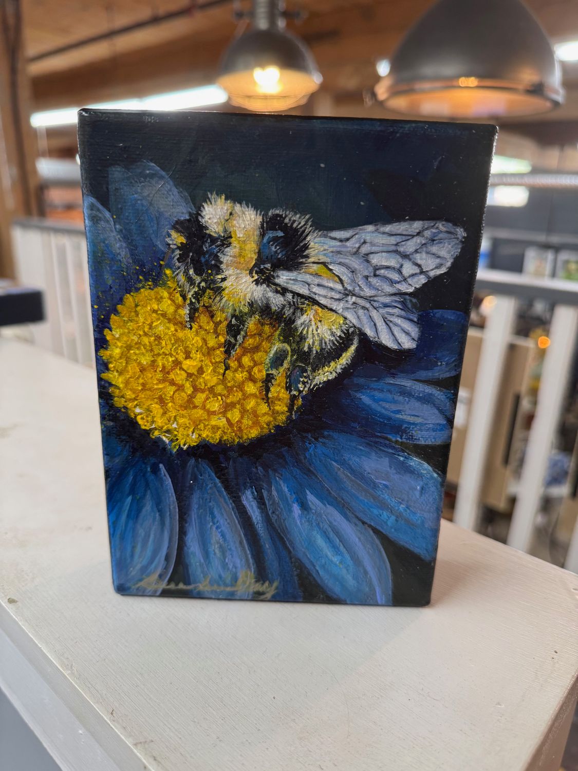Blue Flower Bumble Bee - 5&quot; x 7&quot;T