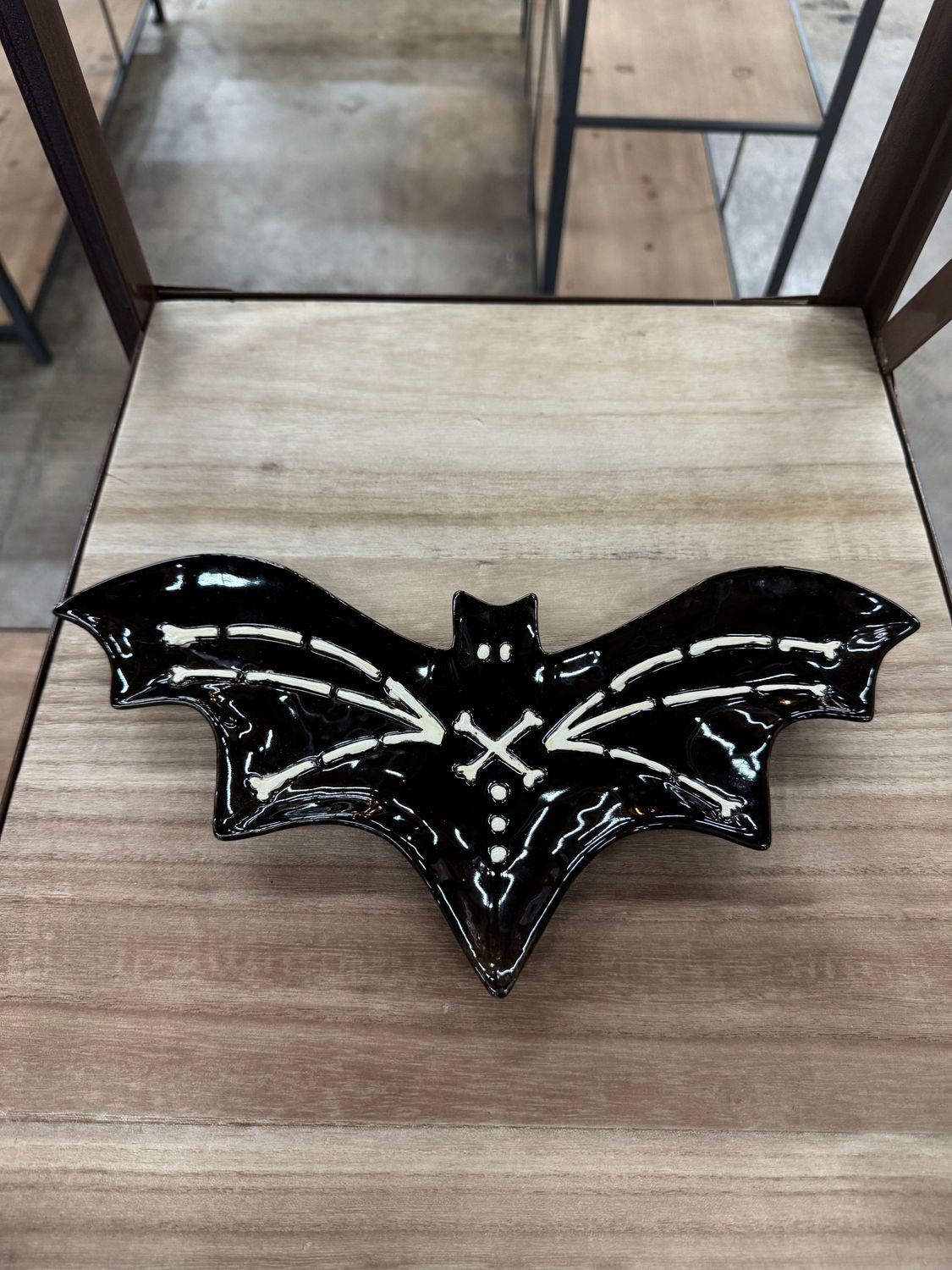 Nesting Ceramic Bat Serving Platter Lg
