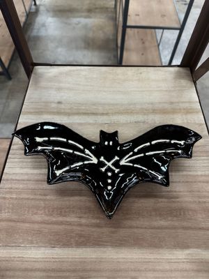Nesting Ceramic Bat Serving Platter Lg