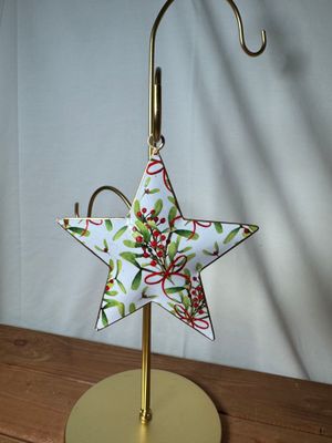 White Star Green &amp; Red Cranberry Ornament Sm