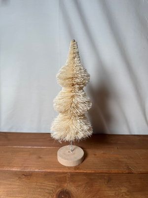 Shaped Natural Bristle Tree Lg