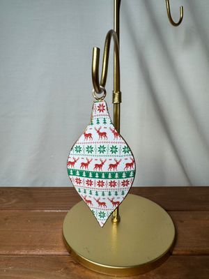 Scandi Red/Green/White Metal Teardrop Ornament