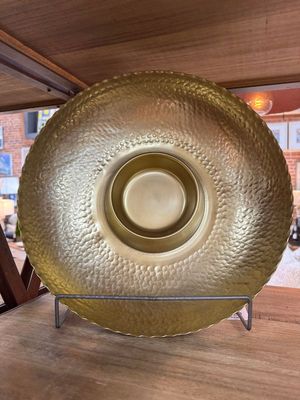 Gilded Round Chip & Dip Gilded Round Chip & Dip