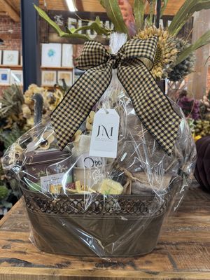 Cozy Basket Cozy Basket