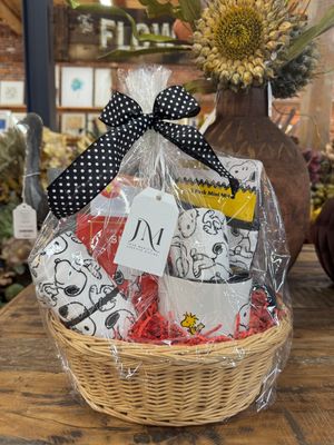 Snoopy Basket Snoopy Basket