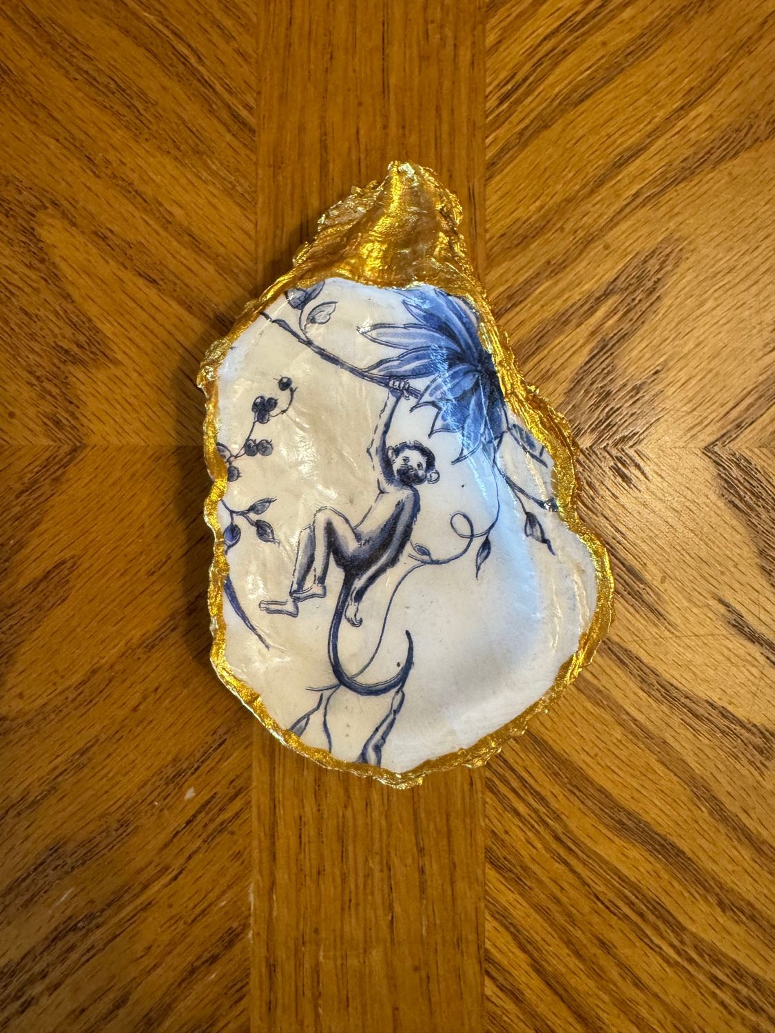 Oyster Shell Dish - Blue & White Monkey III Oyster Shell Dish - Blue & White Monkey III