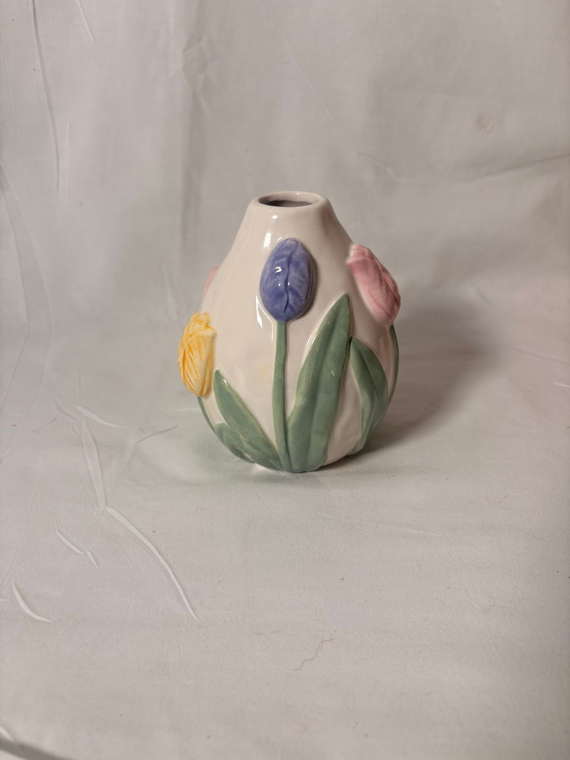 White Tulip Vase 5" White Tulip Vase 5"