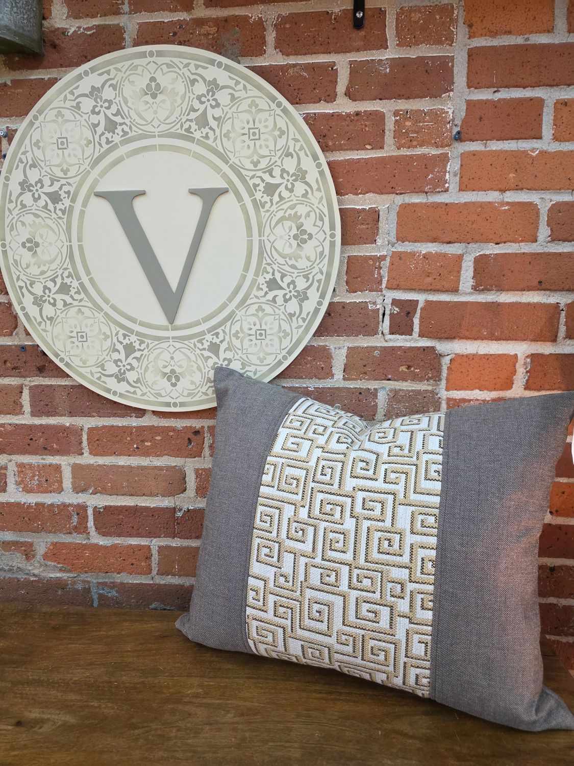 184/185 Autumn Greek Key 19x22 184/185 Autumn Greek Key 19x22