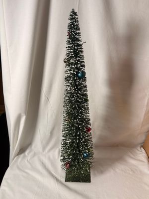 Glitter Green Bristle Tree 24" Glitter Green Bristle Tree 24"