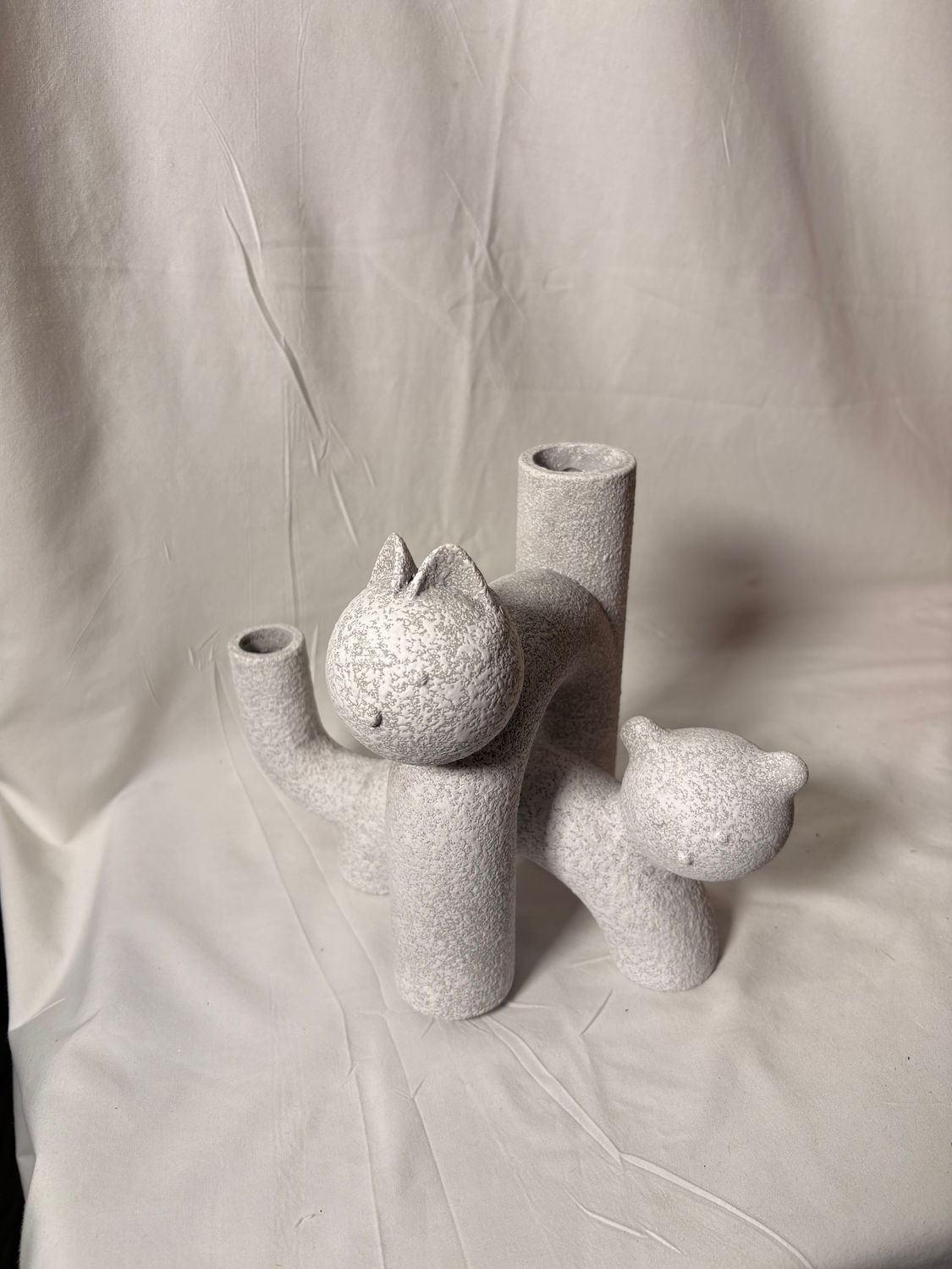 S/2 Whitewash Cat Planters 4"-9.5"