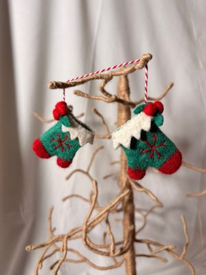 Felt Mini Mittens Ornament - Green/Red