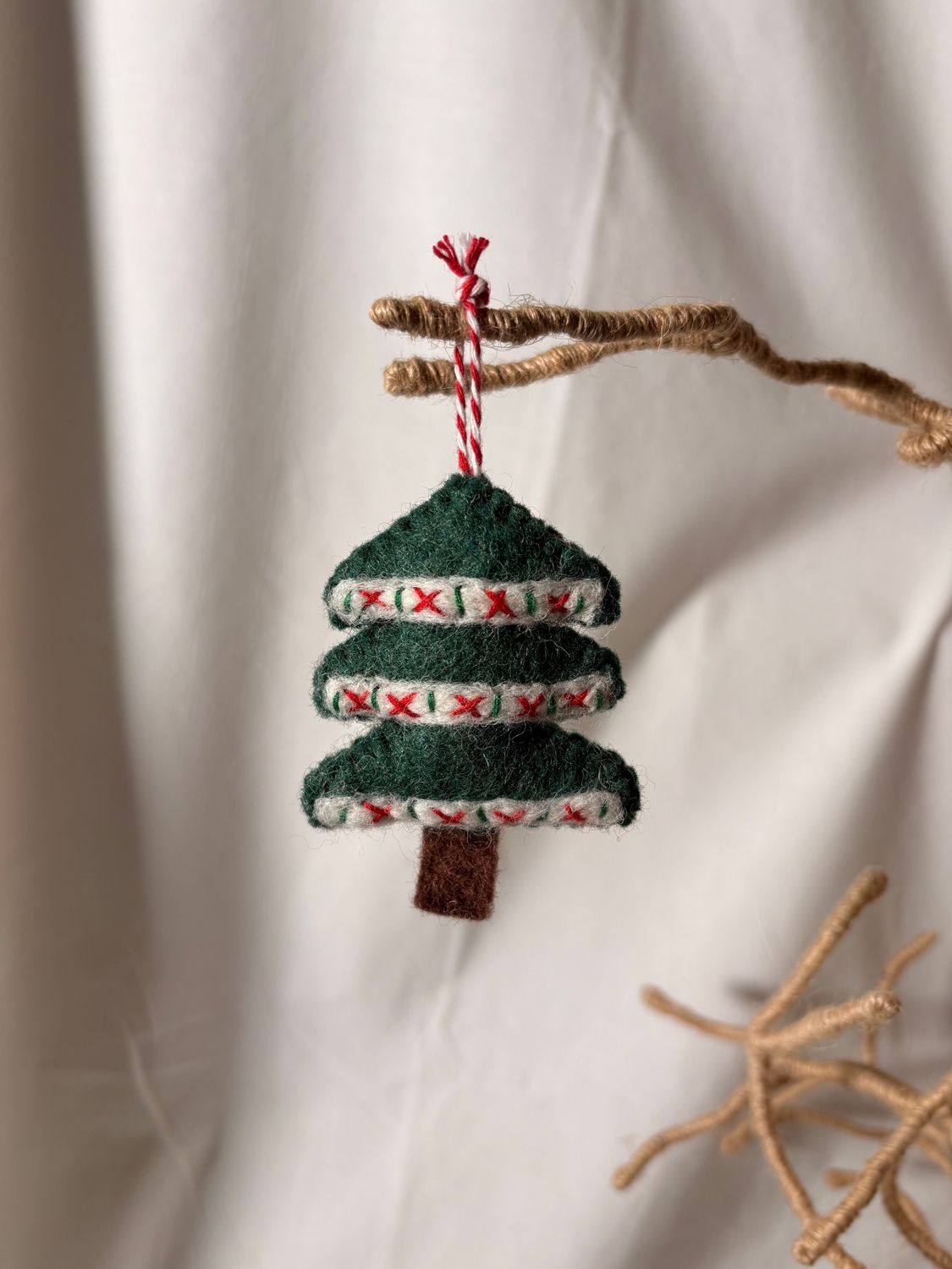 Felt Christmas Tree Ornament - Dk Green