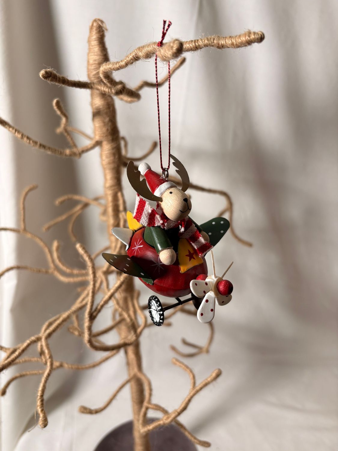 Metal Reindeer in Airplane Ornament 3"