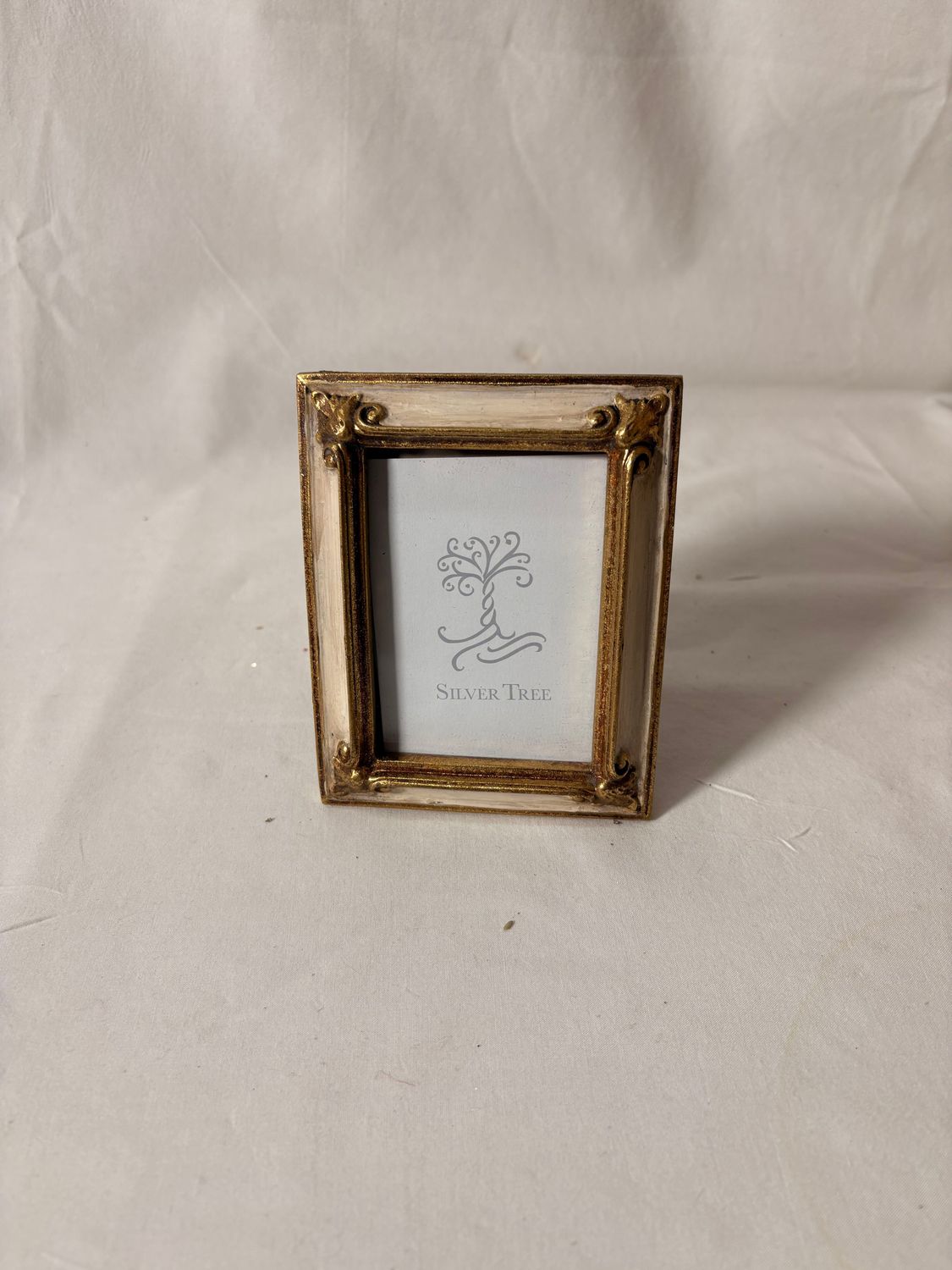 Gold/Crème Mini Leaf Frame 2.5" x 3"