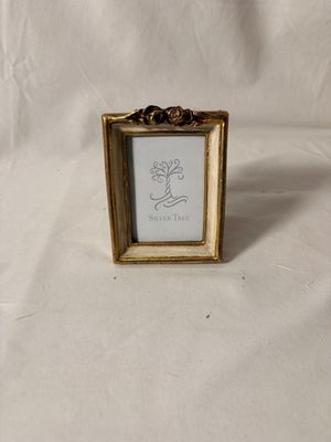 Gold/Crème Mini Frame 3" x 3"