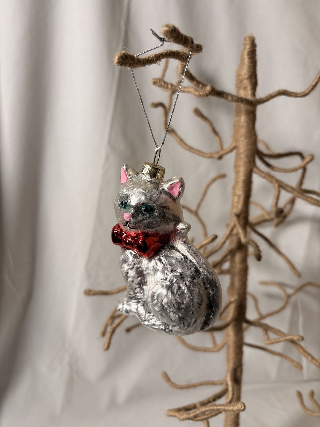 Glass White Kitty Ornament