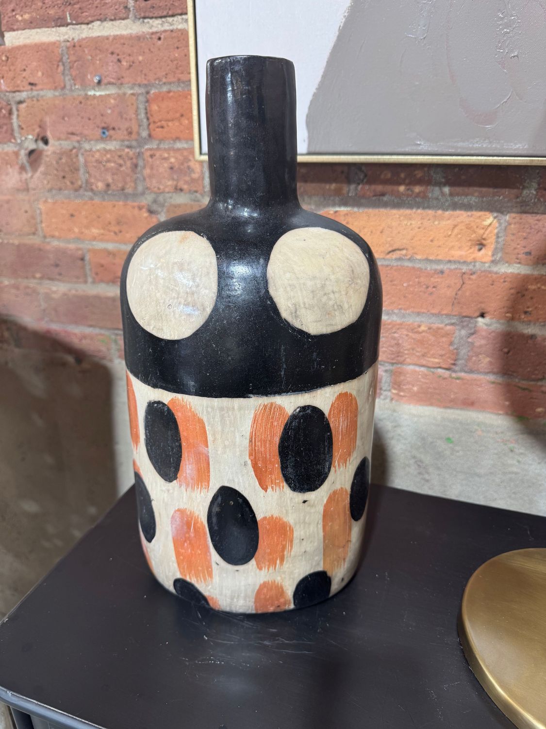 Clay Lenca Bottle W/Black Top Clay Lenca Bottle W/Black Top