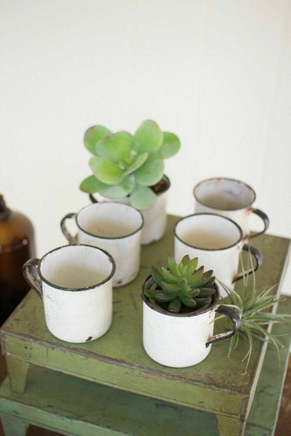 Black & White Antique Enamel Mug/Planter Black & White Antique Enamel Mug/Planter