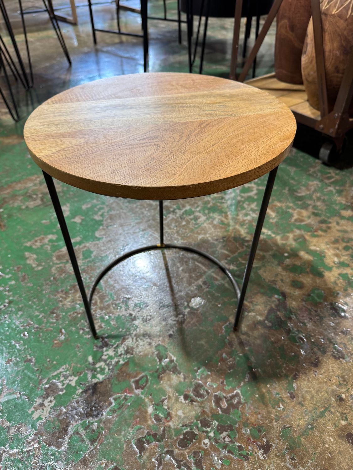 Iron Accent Table with Mango Wood Top - Med Iron Accent Table with Mango Wood Top - Med