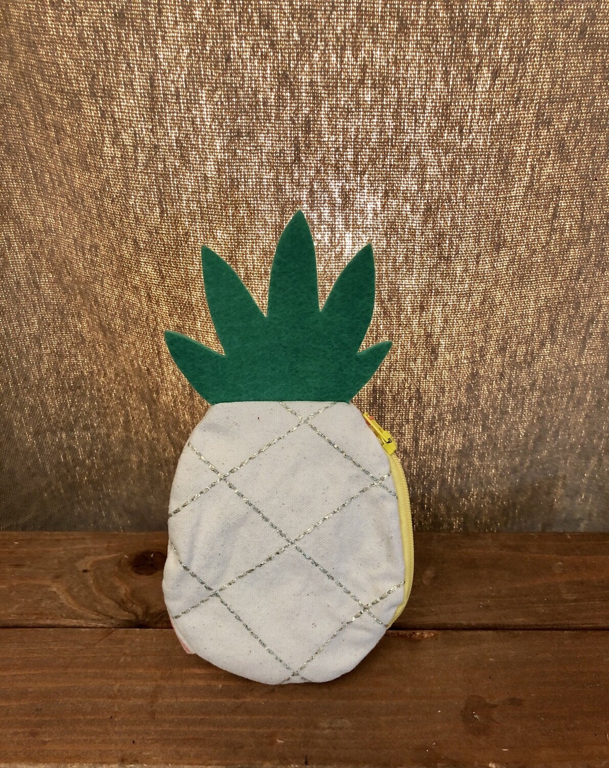 Pineapple Pouch Pineapple Pouch