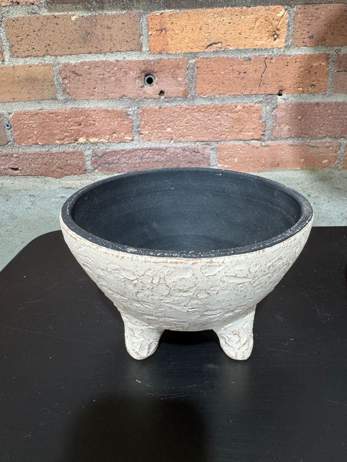 Ivory &amp; Black Textured Footed Clay Bowl Sm