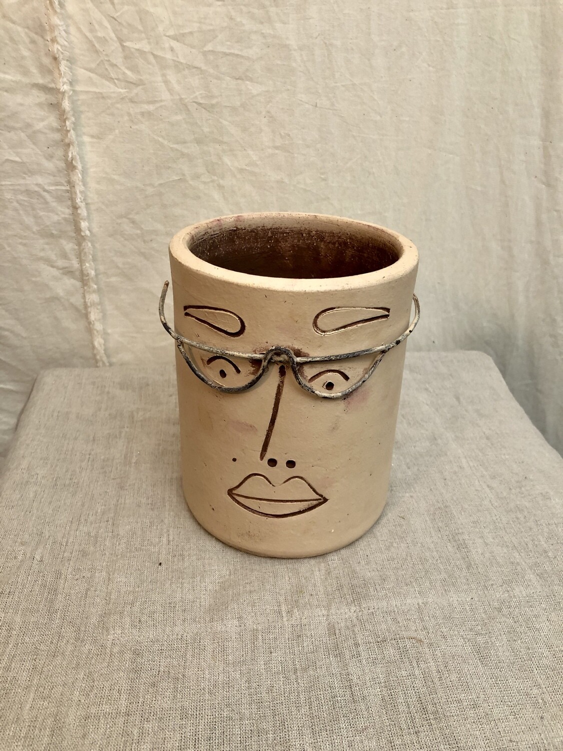 Clay Face Planter w/Wire Glasses III Clay Face Planter w/Wire Glasses III