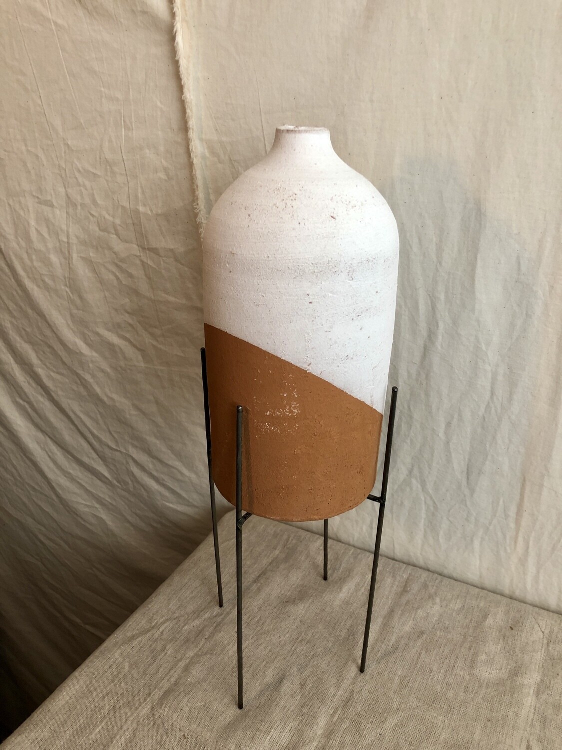 Dipped White Clay Pot on Wire Stand Lg Dipped White Clay Pot on Wire Stand Lg